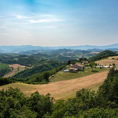 Aura Relais Hotel Urbino Buitenkant foto