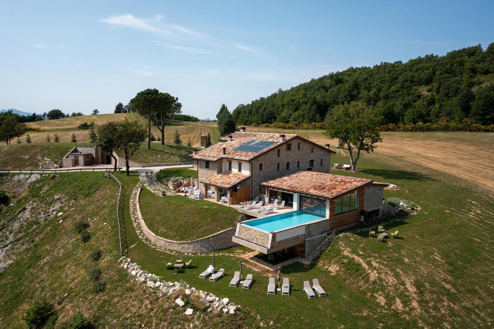 Aura Relais Hotel Urbino Buitenkant foto