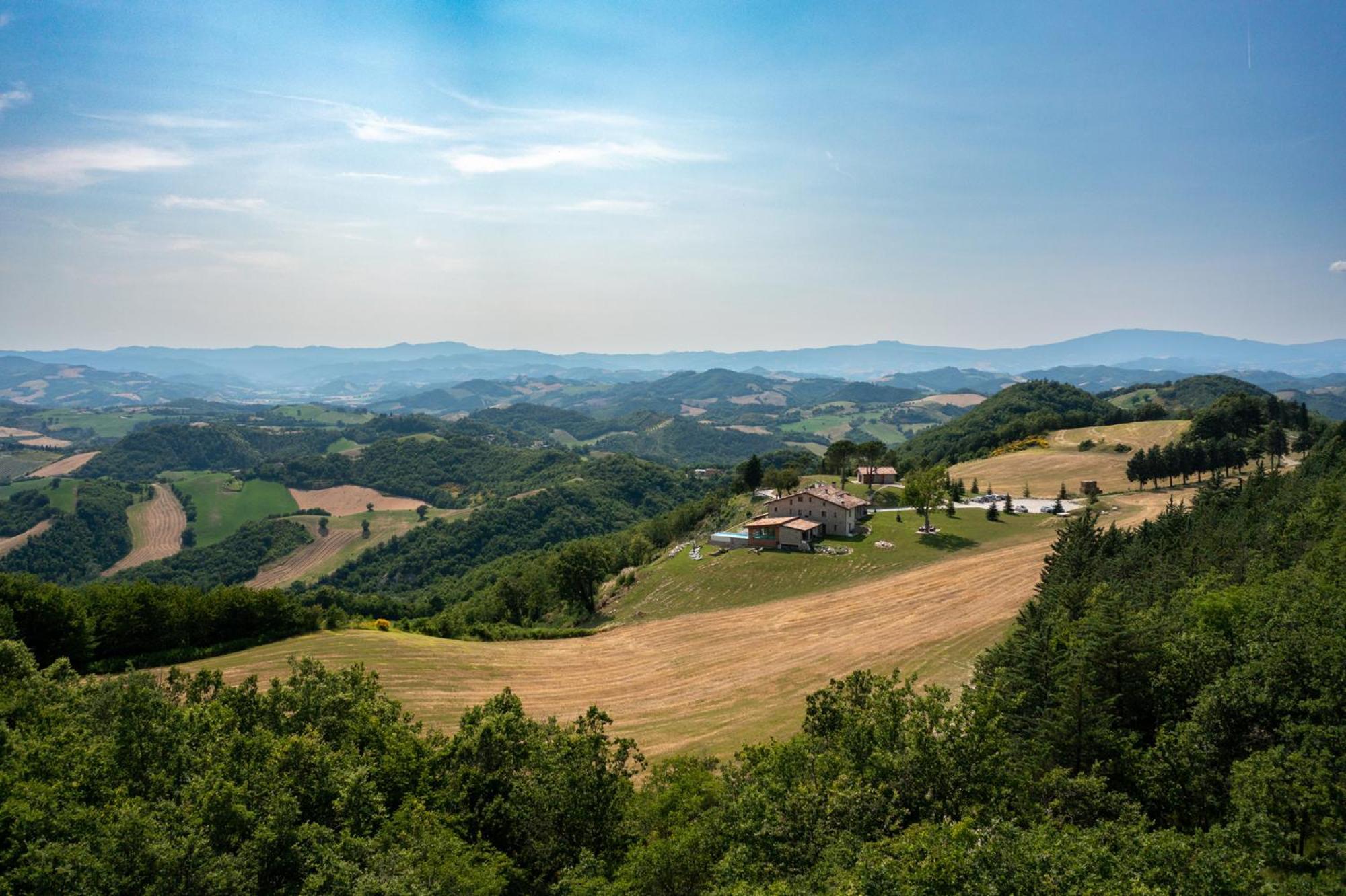 Aura Relais Hotel Urbino Buitenkant foto