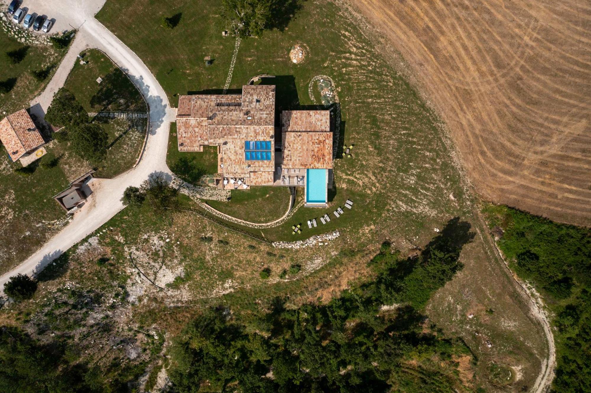 Aura Relais Hotel Urbino Buitenkant foto